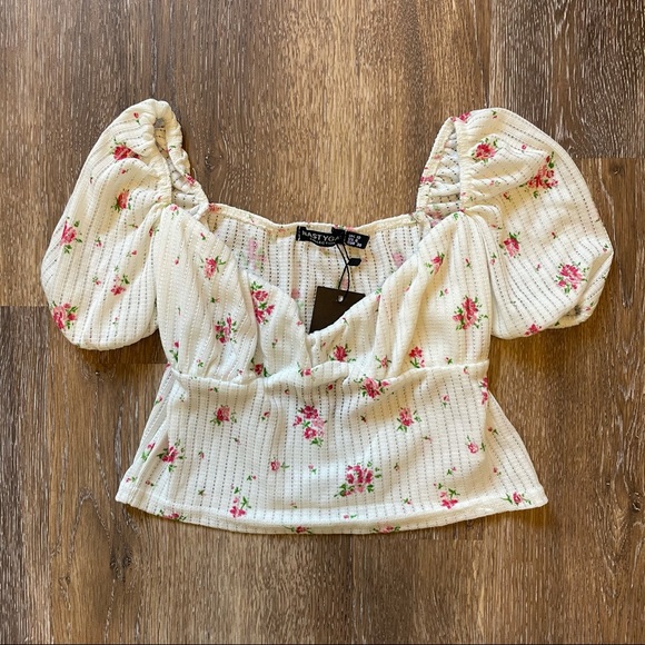 Ribbed Floral Square Neck Puff Sleeve Top NWT - Picture 2 of 4